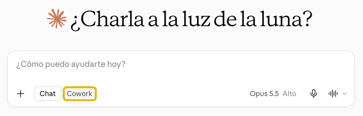 Caja de texto de Claude con las opciones Chat y Cowork; Cowork marcado