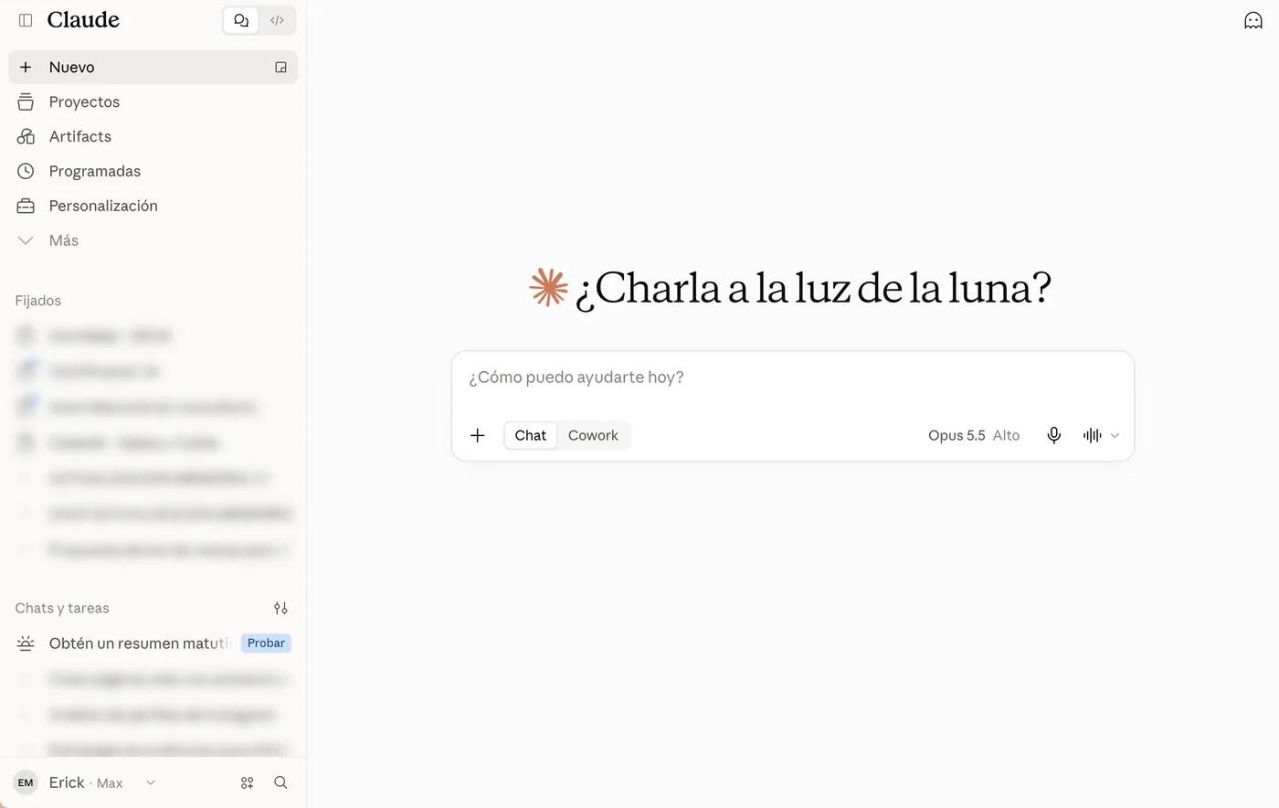 Pantalla de inicio de Claude con la caja de texto